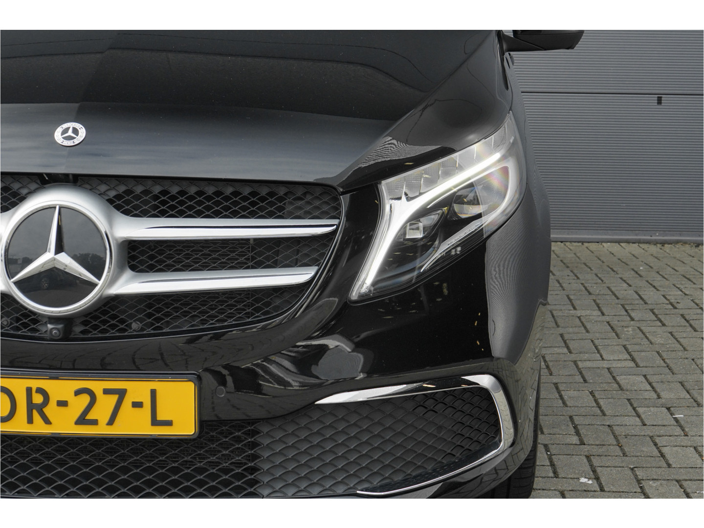 Mercedes-Benz Mercedes-Benz