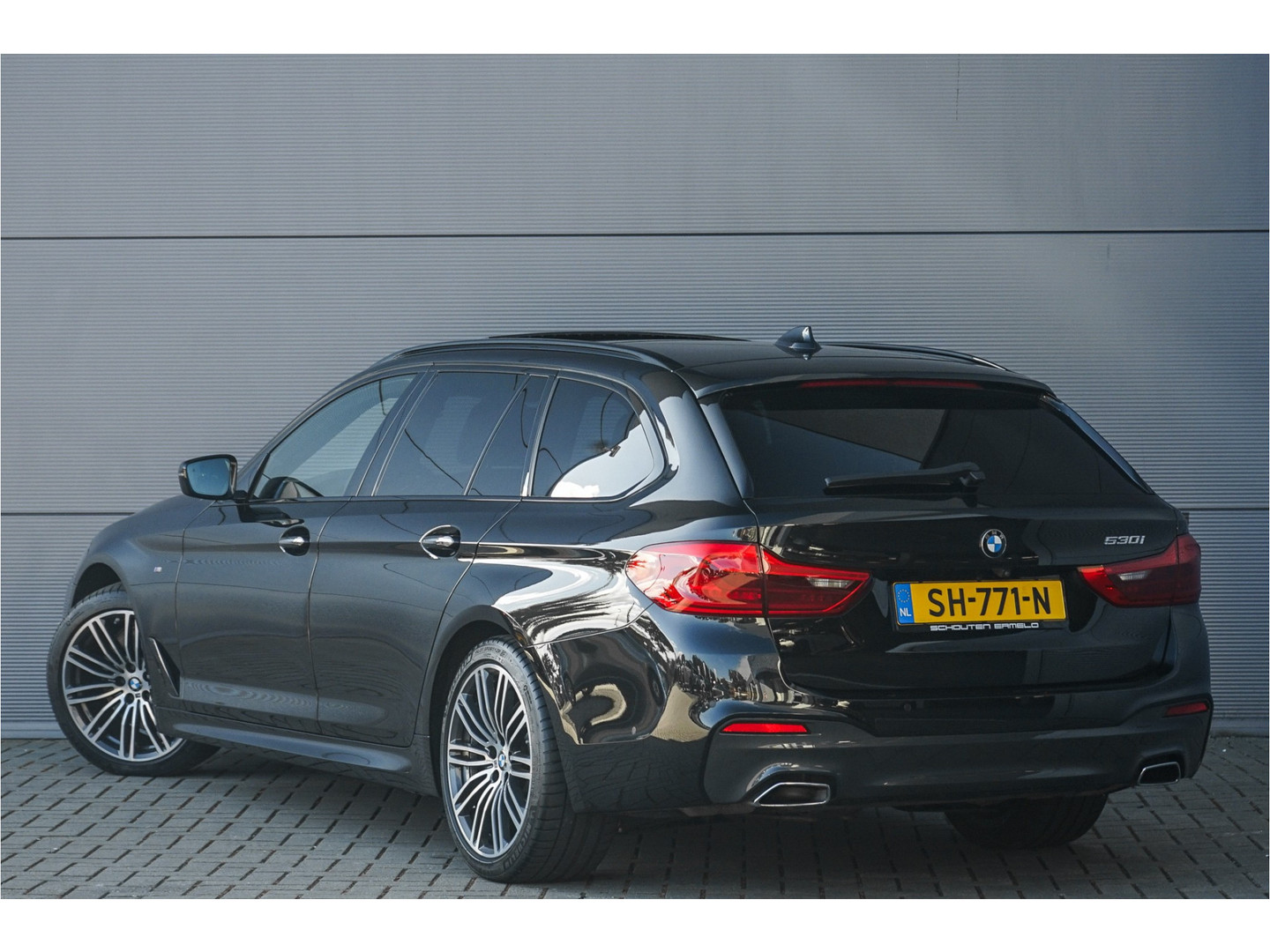BMW
