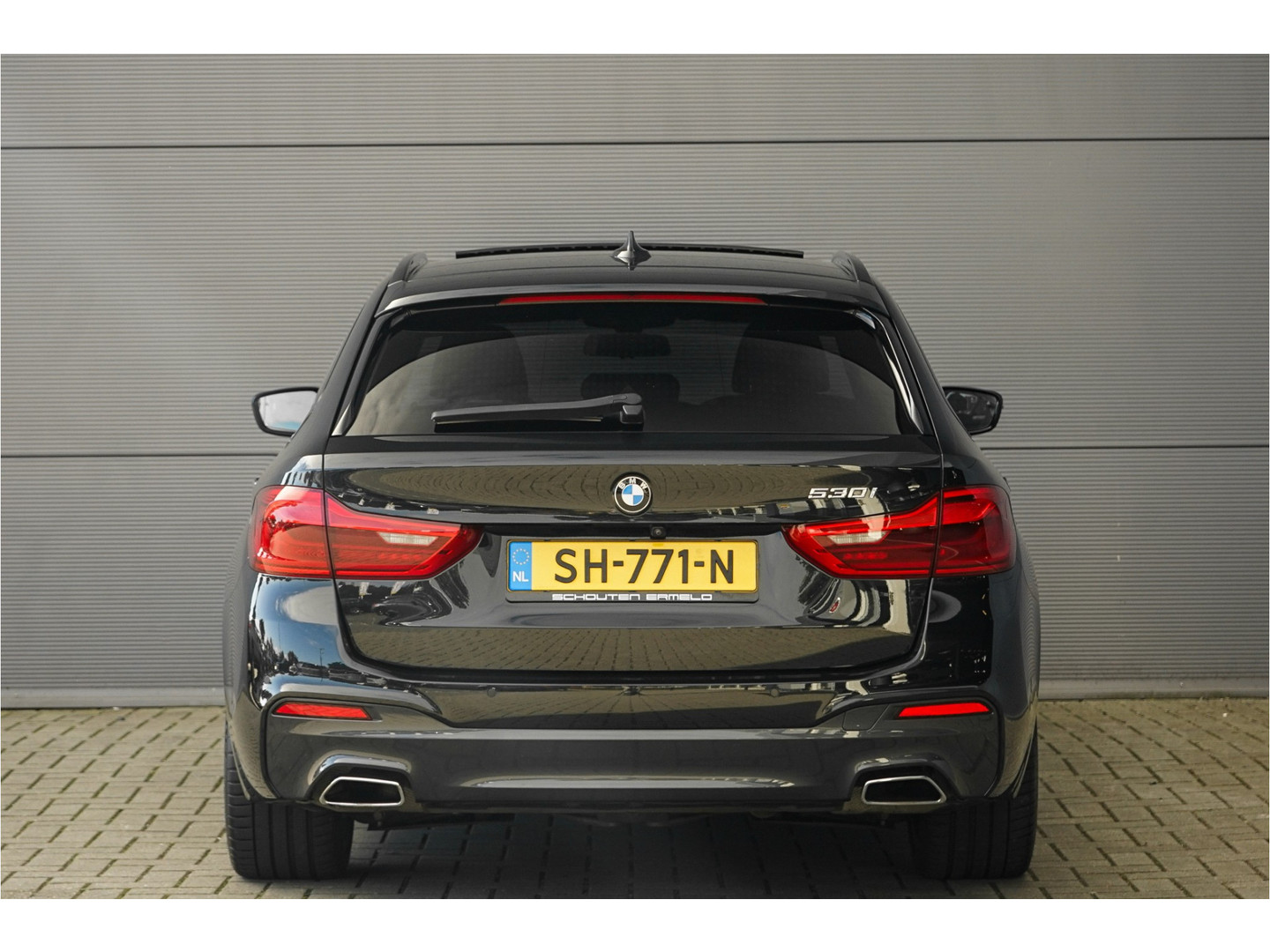 BMW