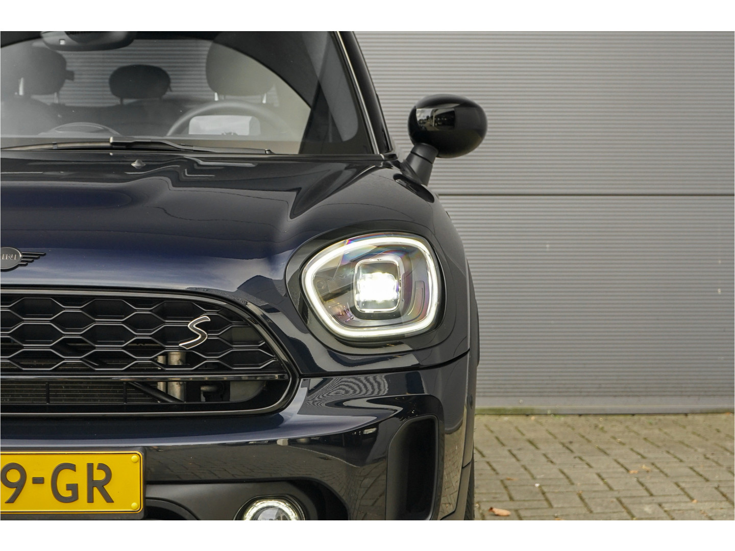 MINI