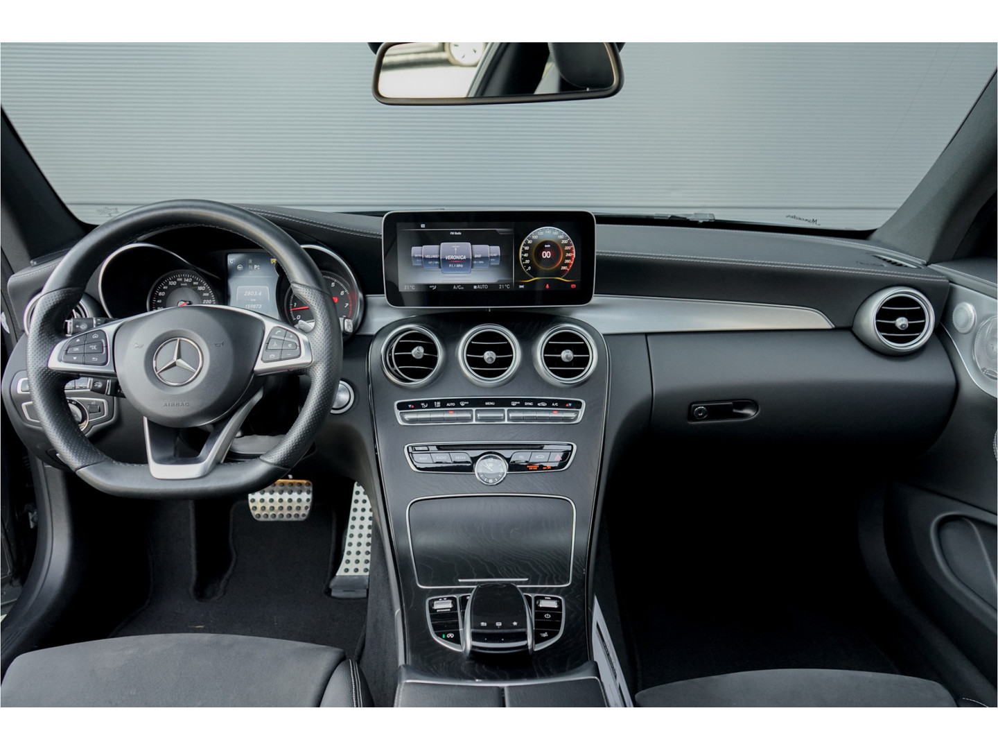 Mercedes-Benz