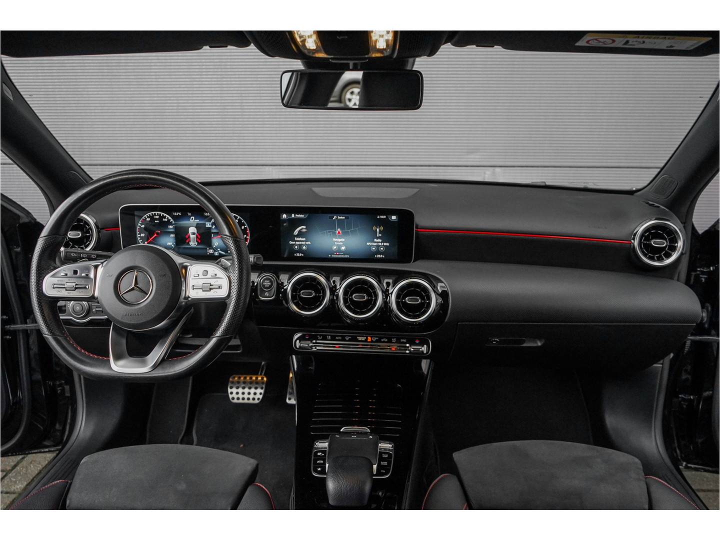 Mercedes-Benz Mercedes-Benz