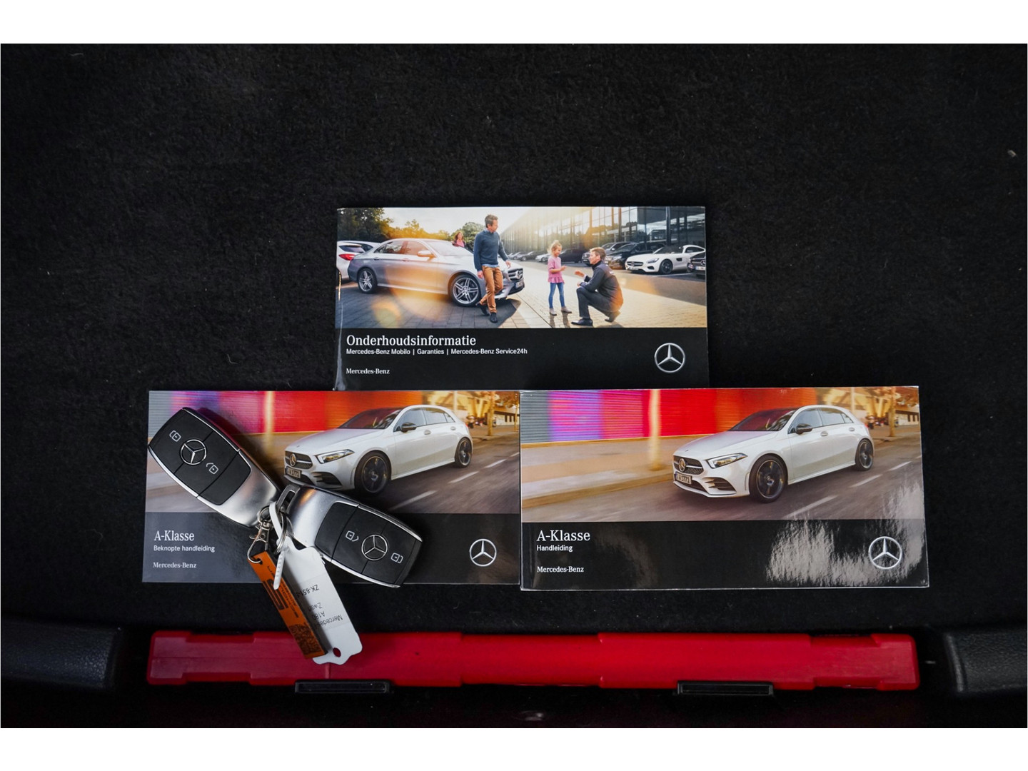 Mercedes-Benz Mercedes-Benz