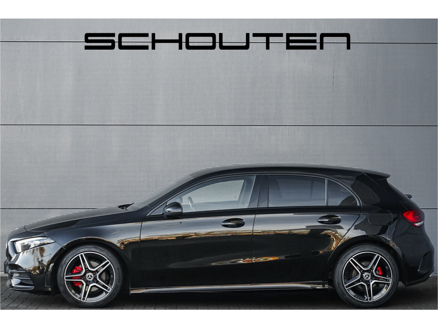 Mercedes-Benz Mercedes-Benz