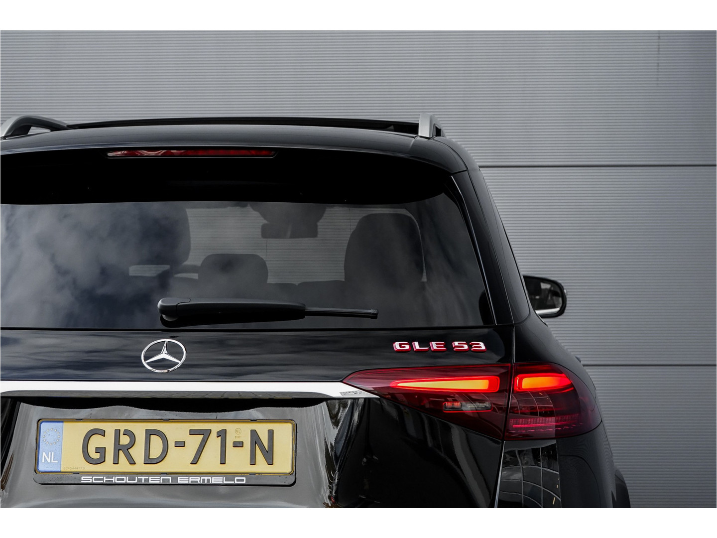 Mercedes-Benz Mercedes-Benz