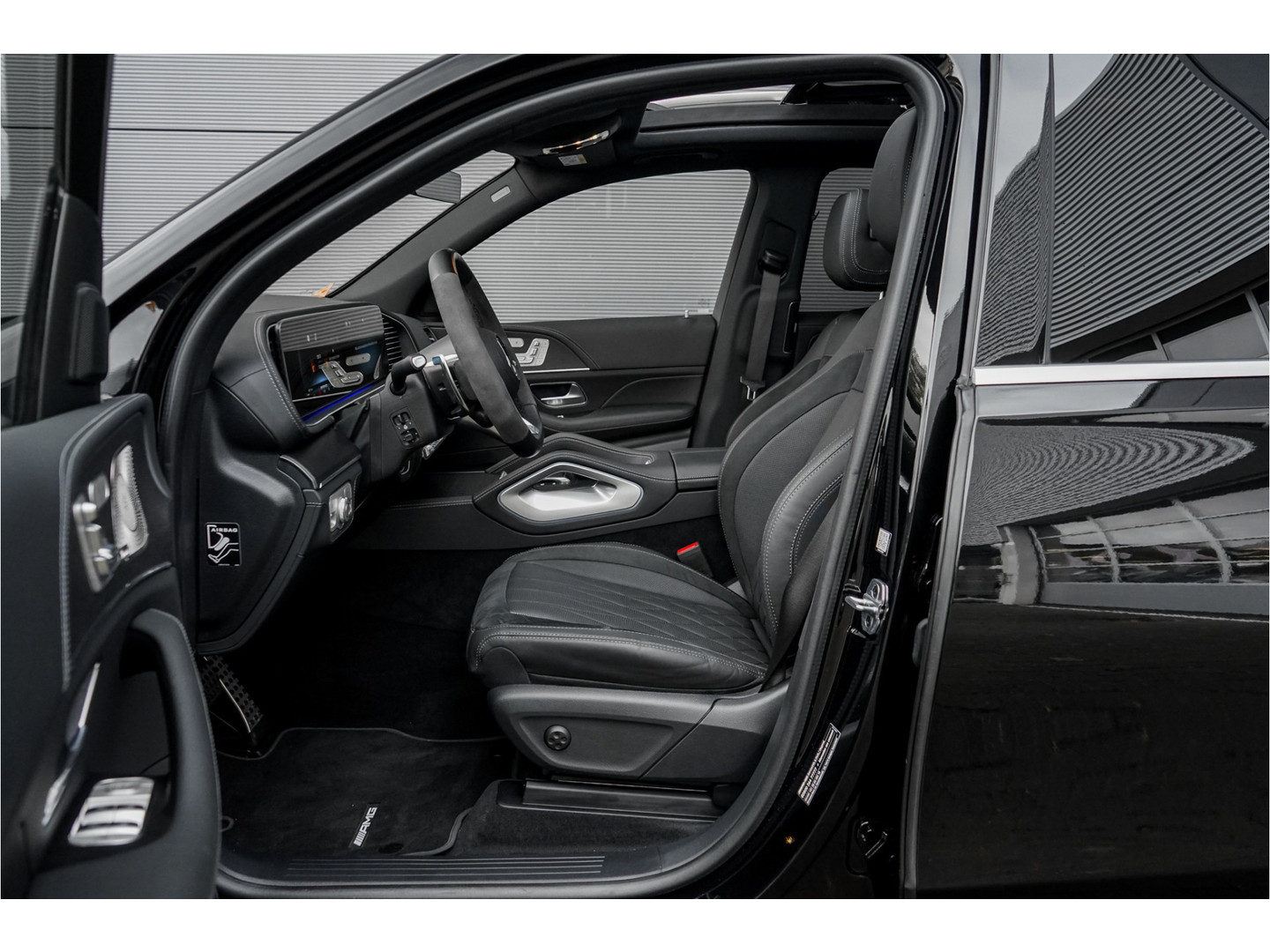 Mercedes-Benz Mercedes-Benz