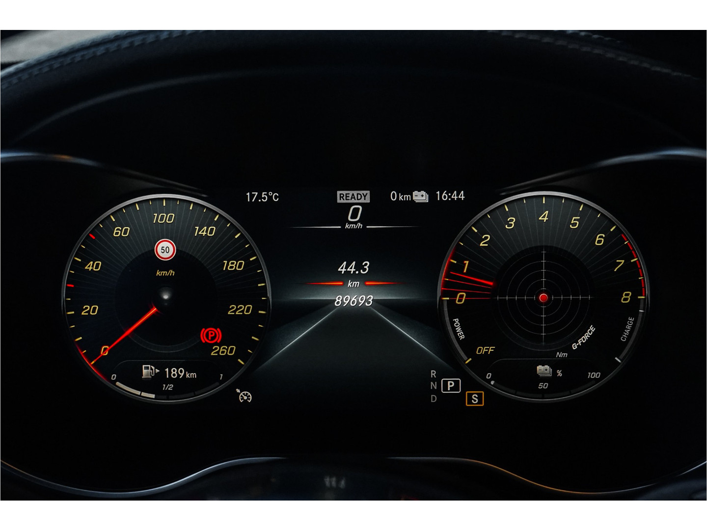 Mercedes-Benz Mercedes-Benz