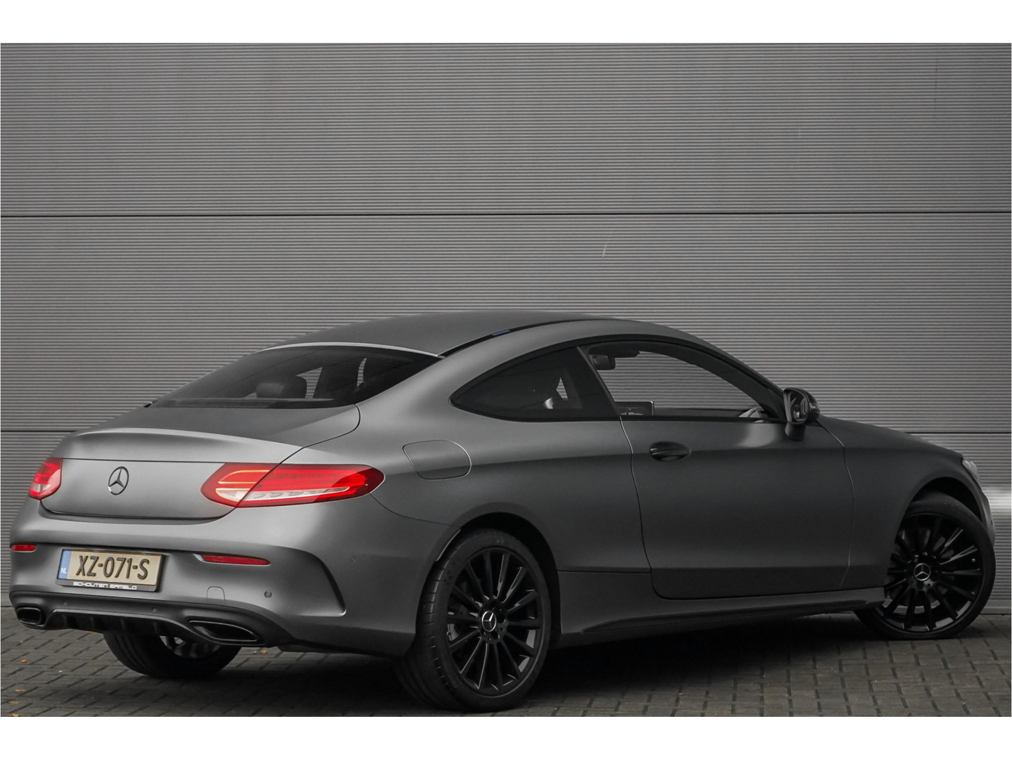 Mercedes-Benz Mercedes-Benz