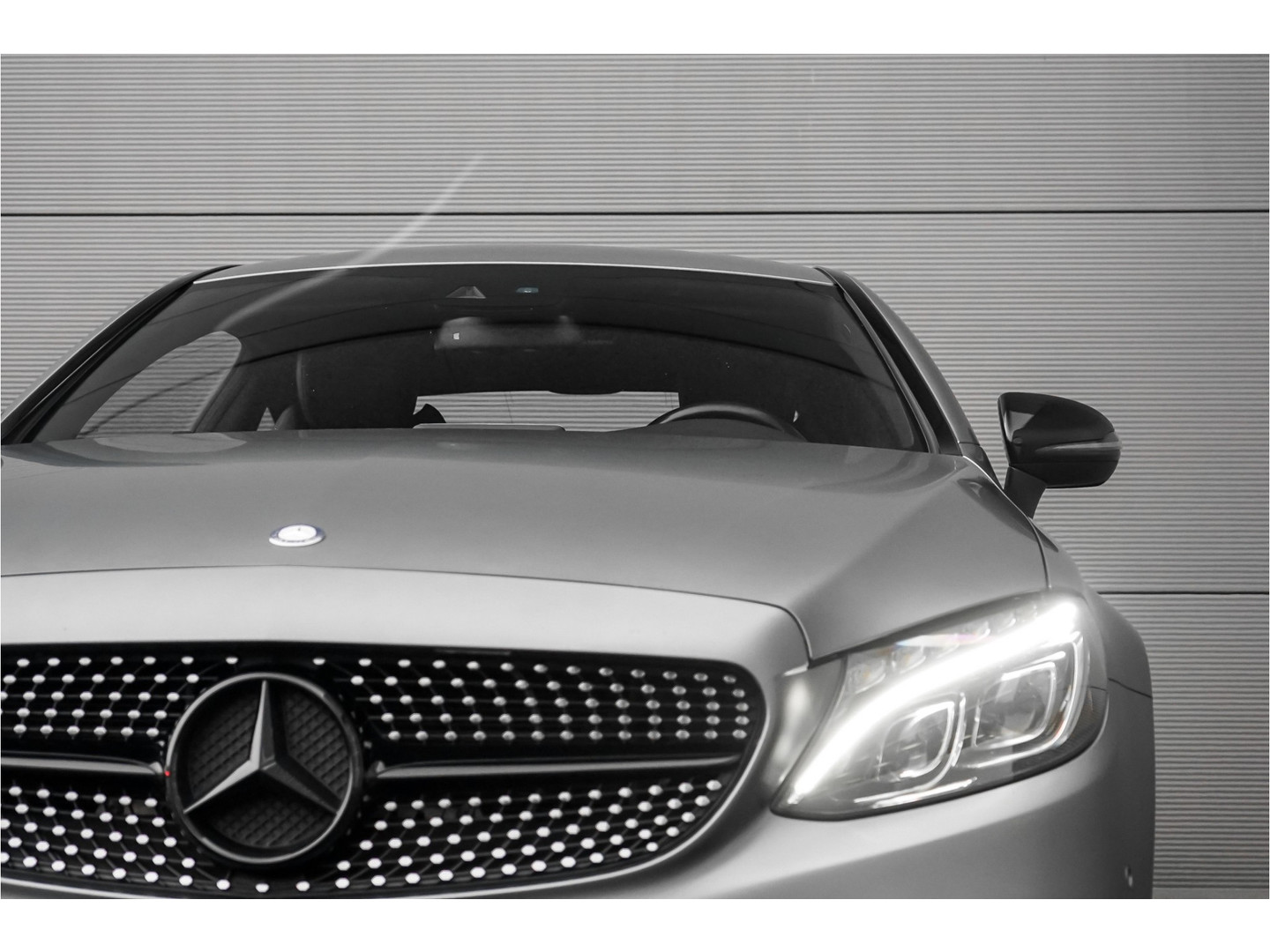 Mercedes-Benz Mercedes-Benz