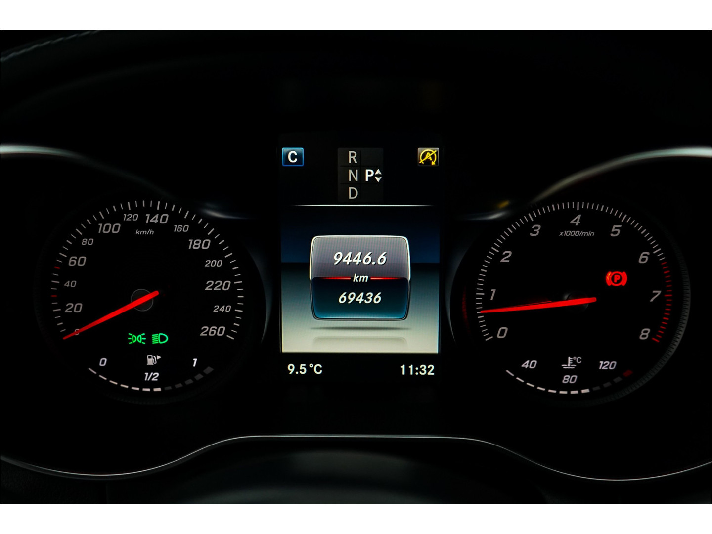 Mercedes-Benz Mercedes-Benz