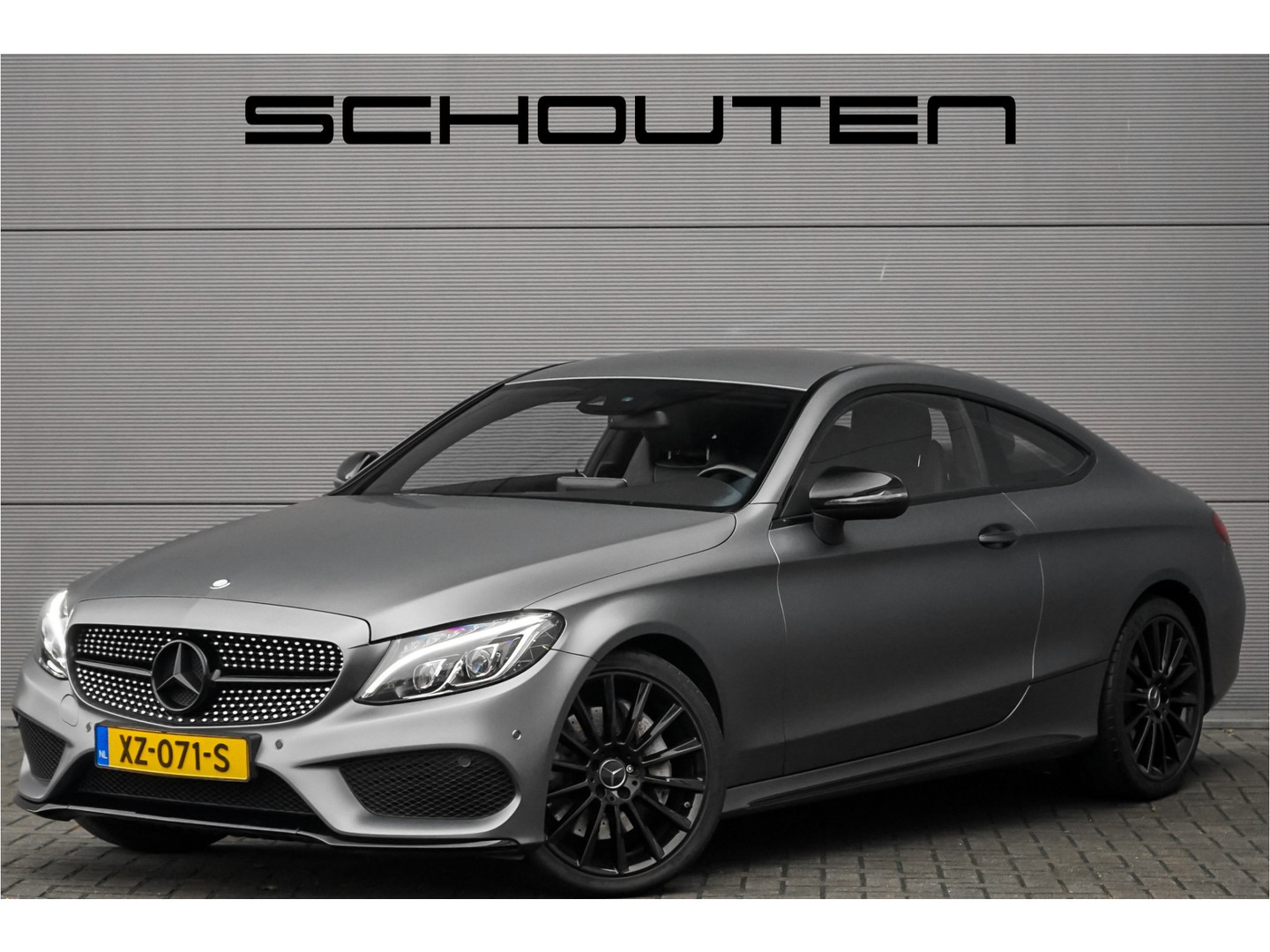 Mercedes-Benz Mercedes-Benz