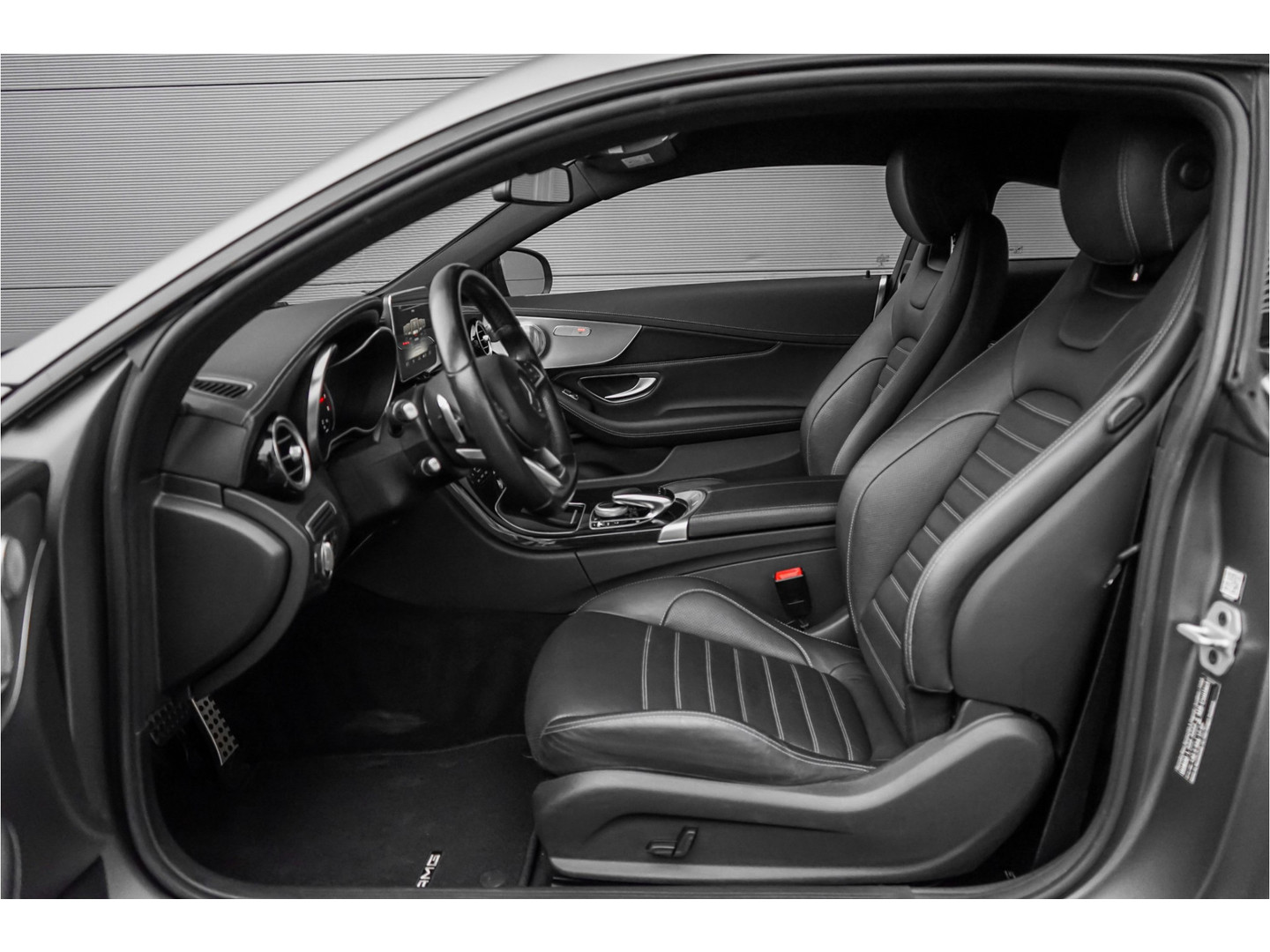 Mercedes-Benz Mercedes-Benz