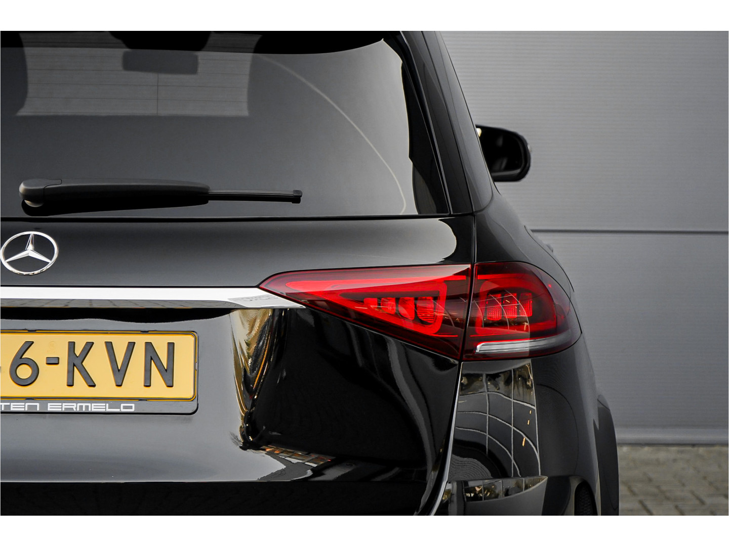 Mercedes-Benz Mercedes-Benz