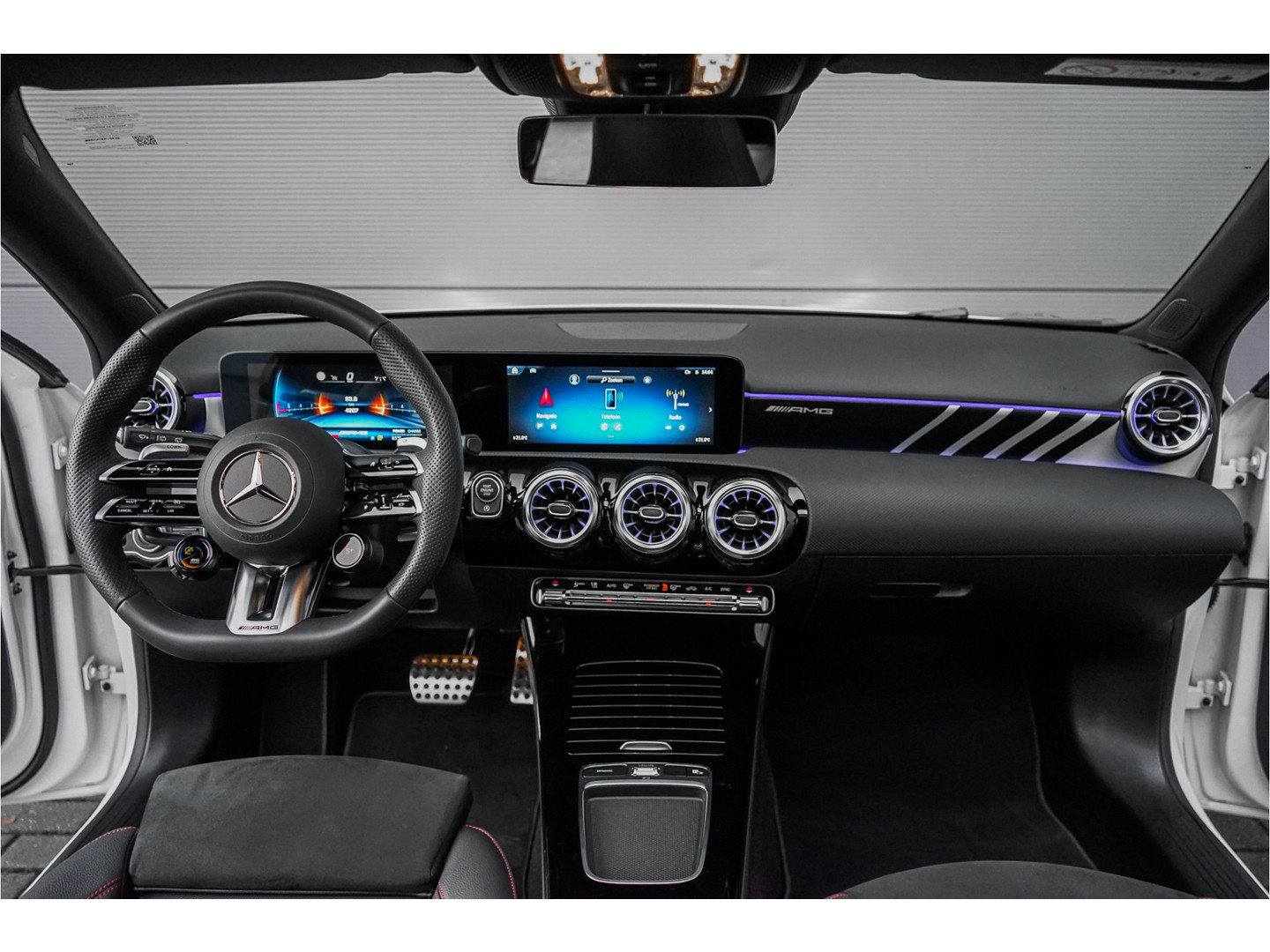 Mercedes-Benz Mercedes-Benz