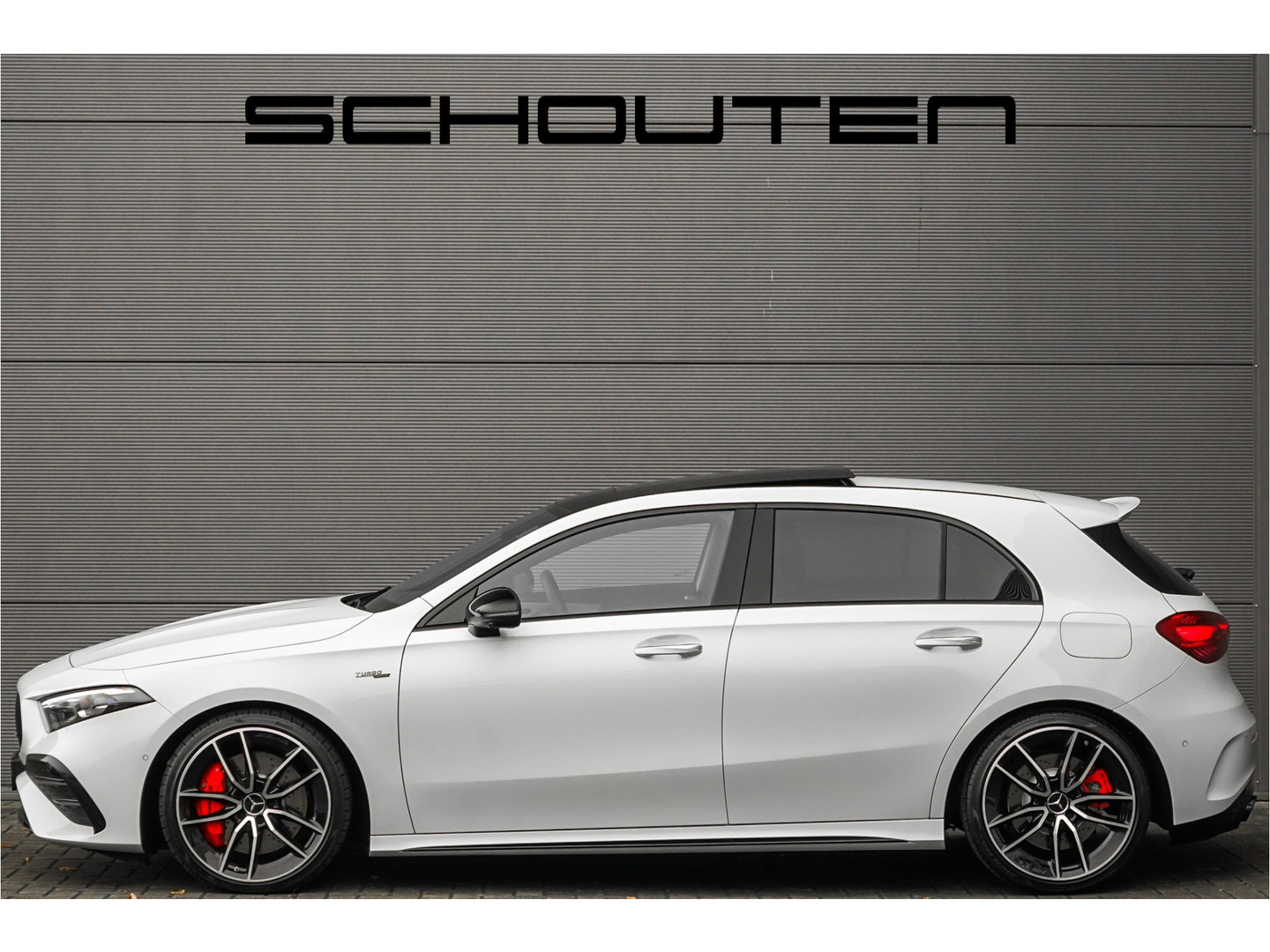 Mercedes-Benz Mercedes-Benz