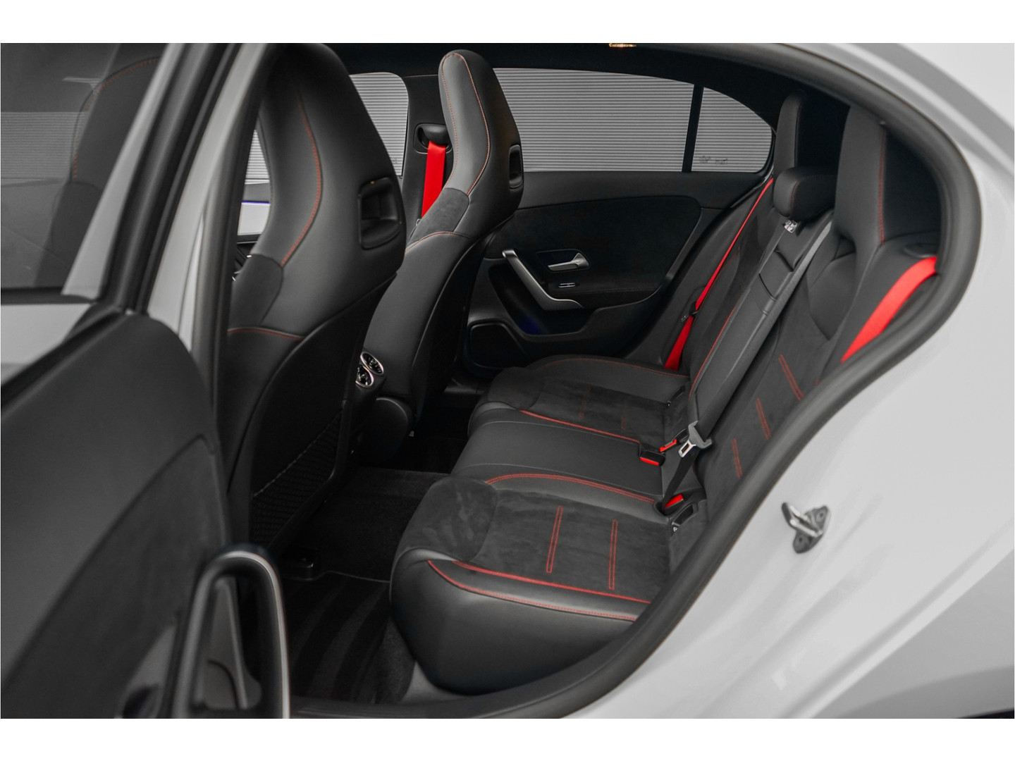 Mercedes-Benz Mercedes-Benz