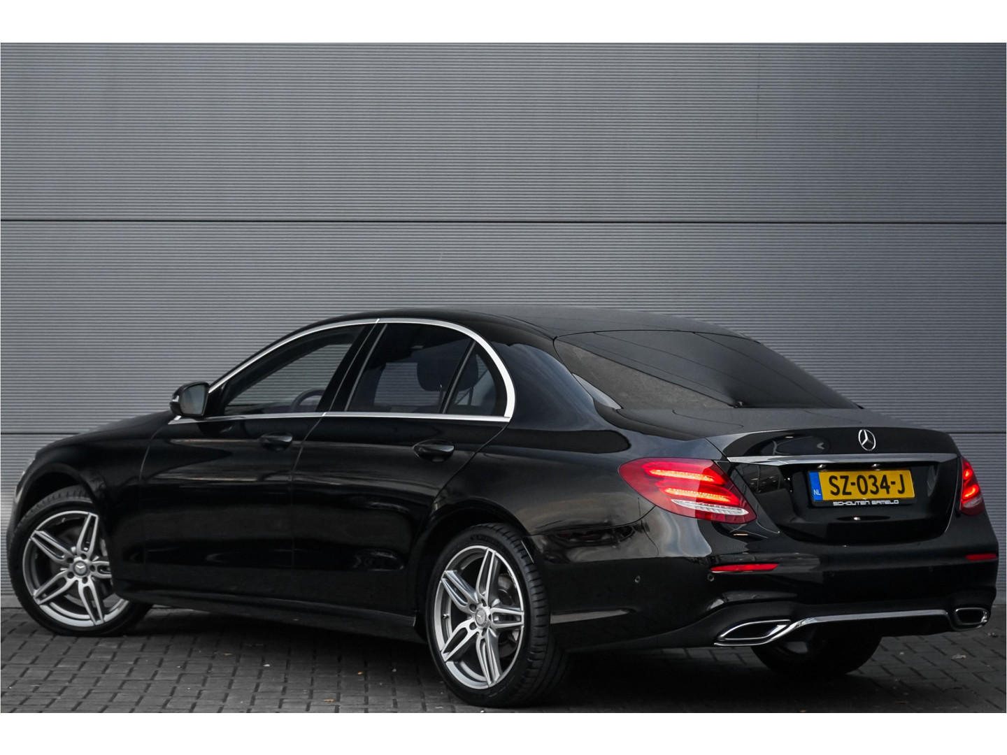 Mercedes-Benz Mercedes-Benz