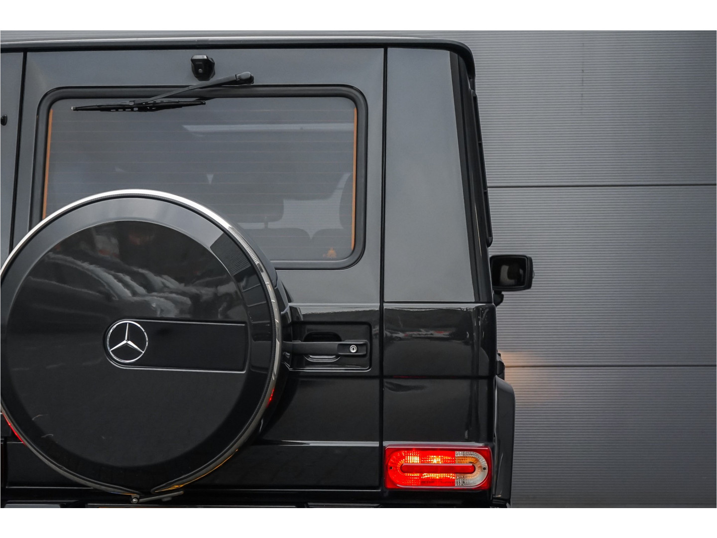 Mercedes-Benz Mercedes-Benz