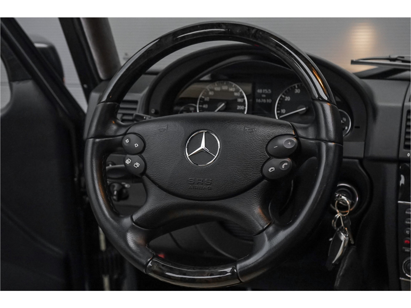 Mercedes-Benz Mercedes-Benz