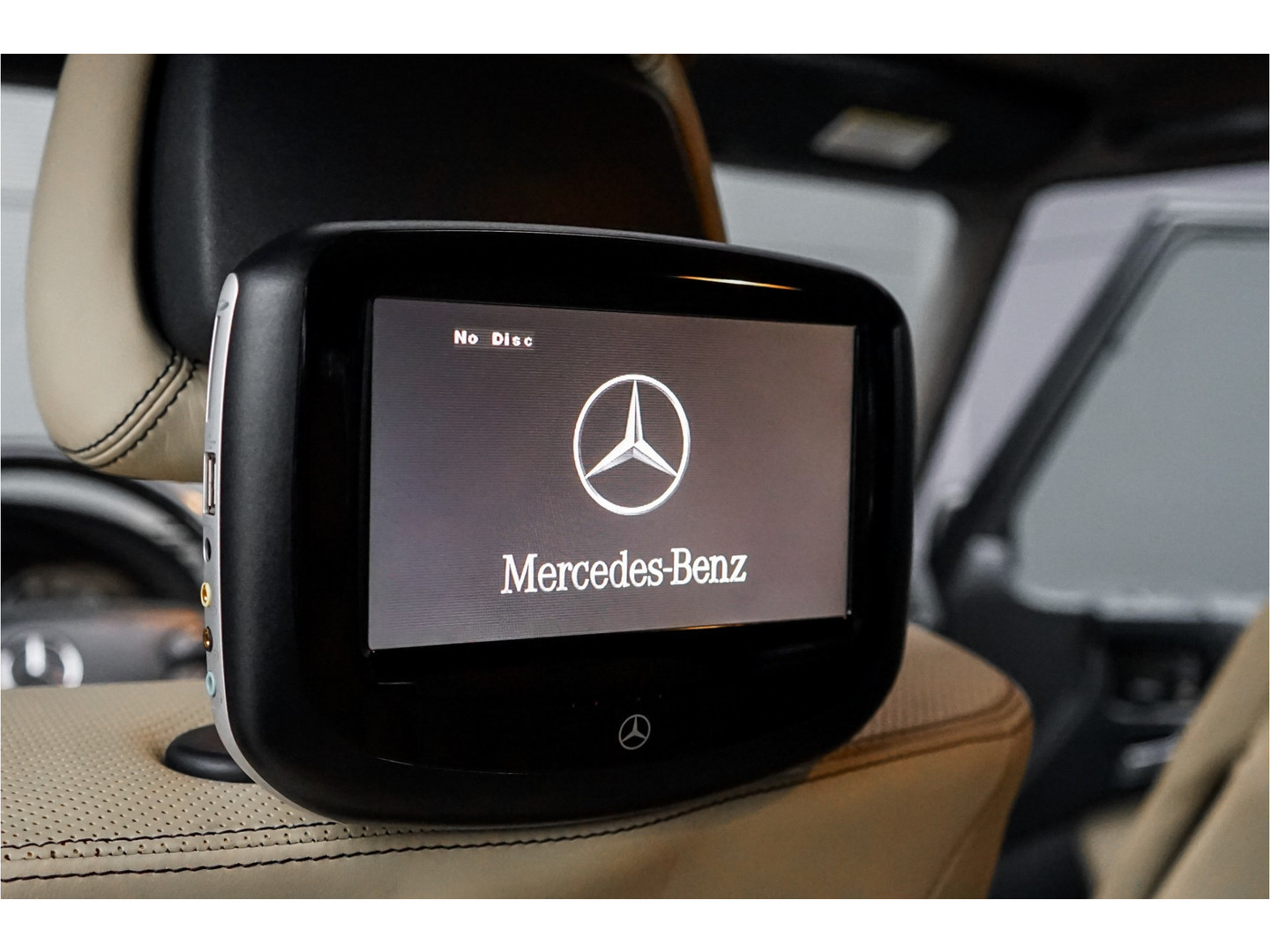 Mercedes-Benz Mercedes-Benz