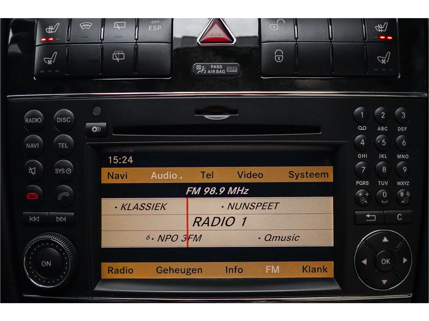 Mercedes-Benz Mercedes-Benz