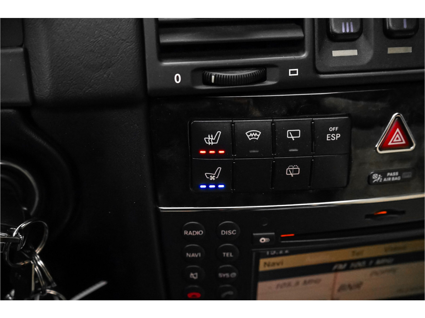 Mercedes-Benz Mercedes-Benz