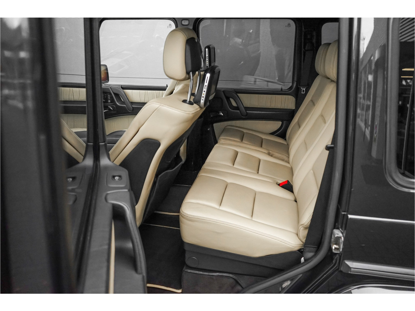 Mercedes-Benz Mercedes-Benz