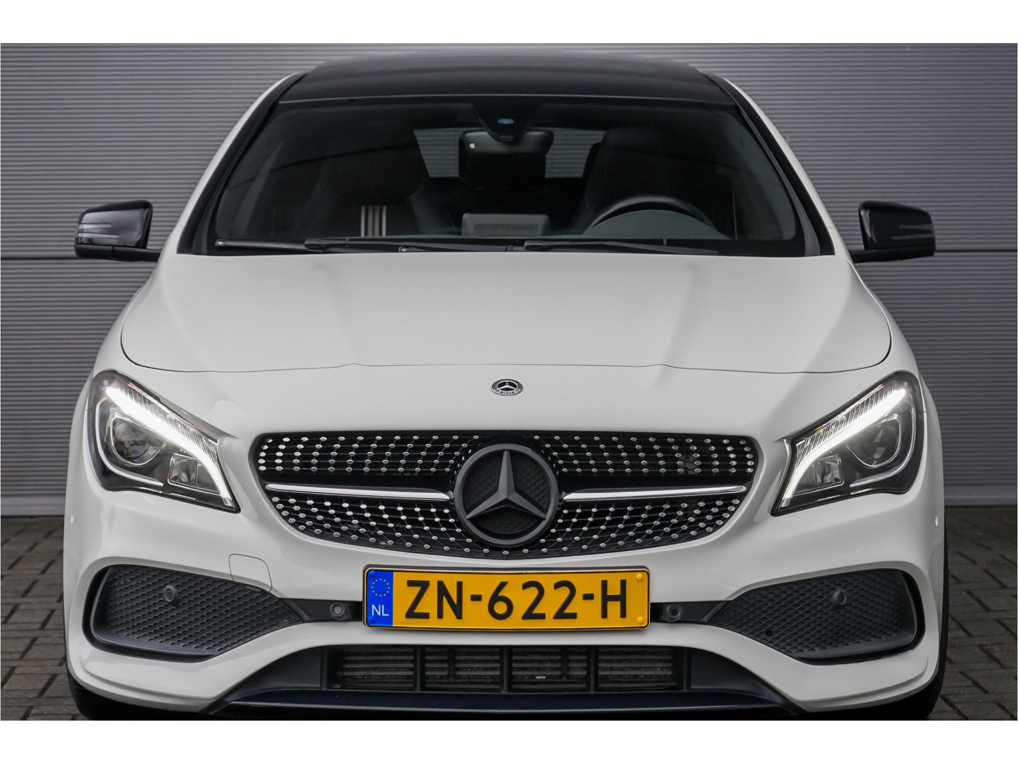 Mercedes-Benz Mercedes-Benz