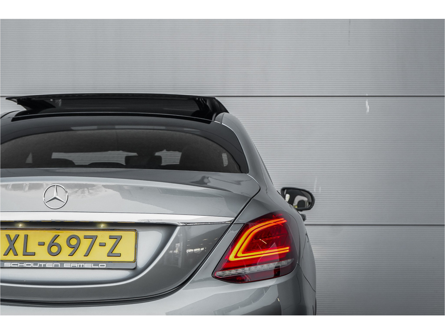 Mercedes-Benz Mercedes-Benz