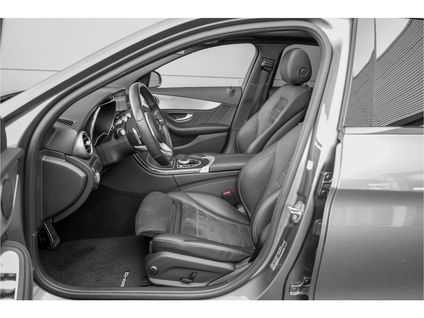 Mercedes-Benz Mercedes-Benz