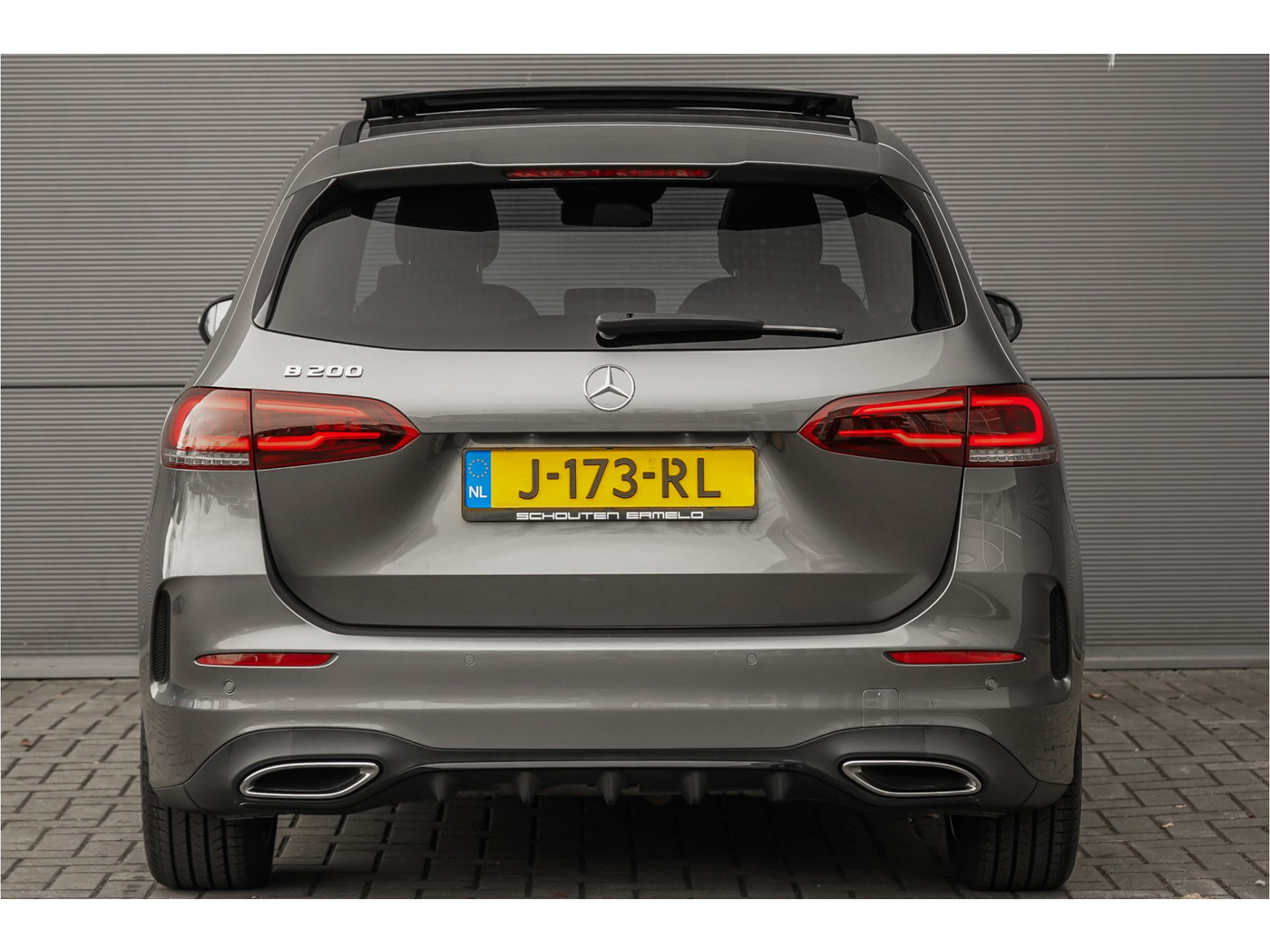 Mercedes-Benz Mercedes-Benz