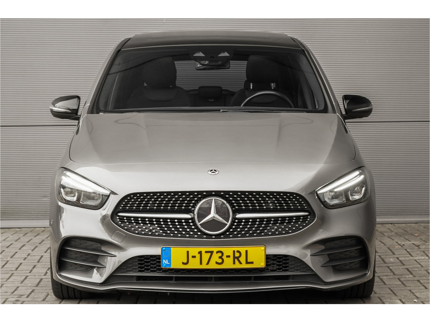 Mercedes-Benz Mercedes-Benz