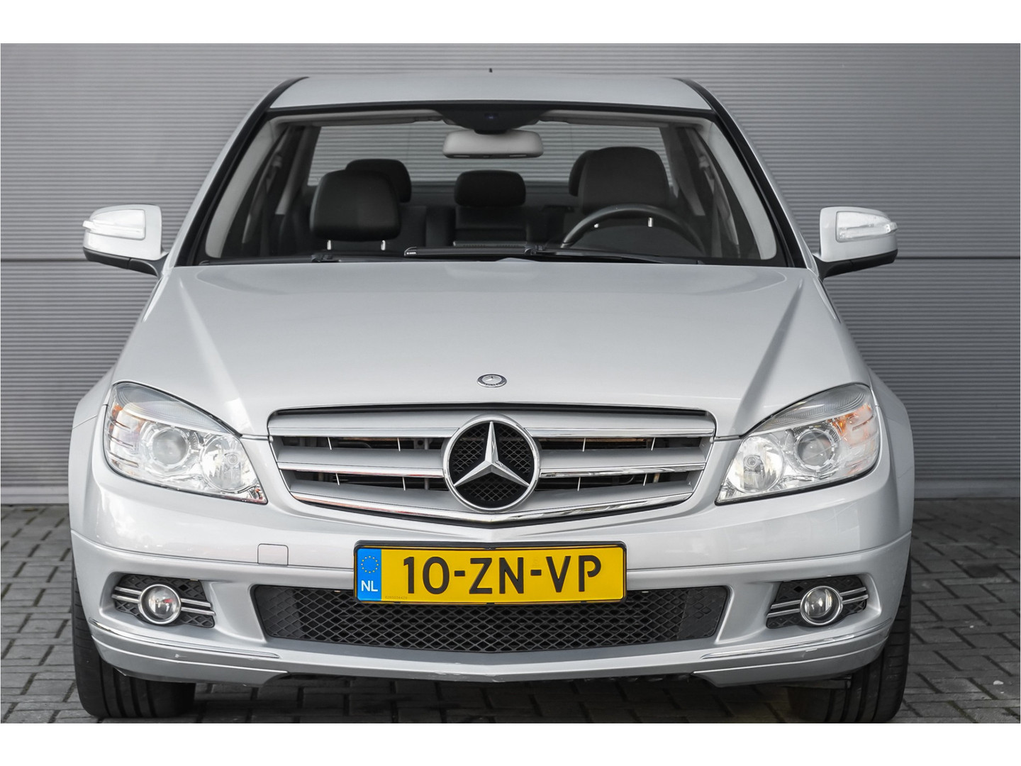 Mercedes-Benz Mercedes-Benz