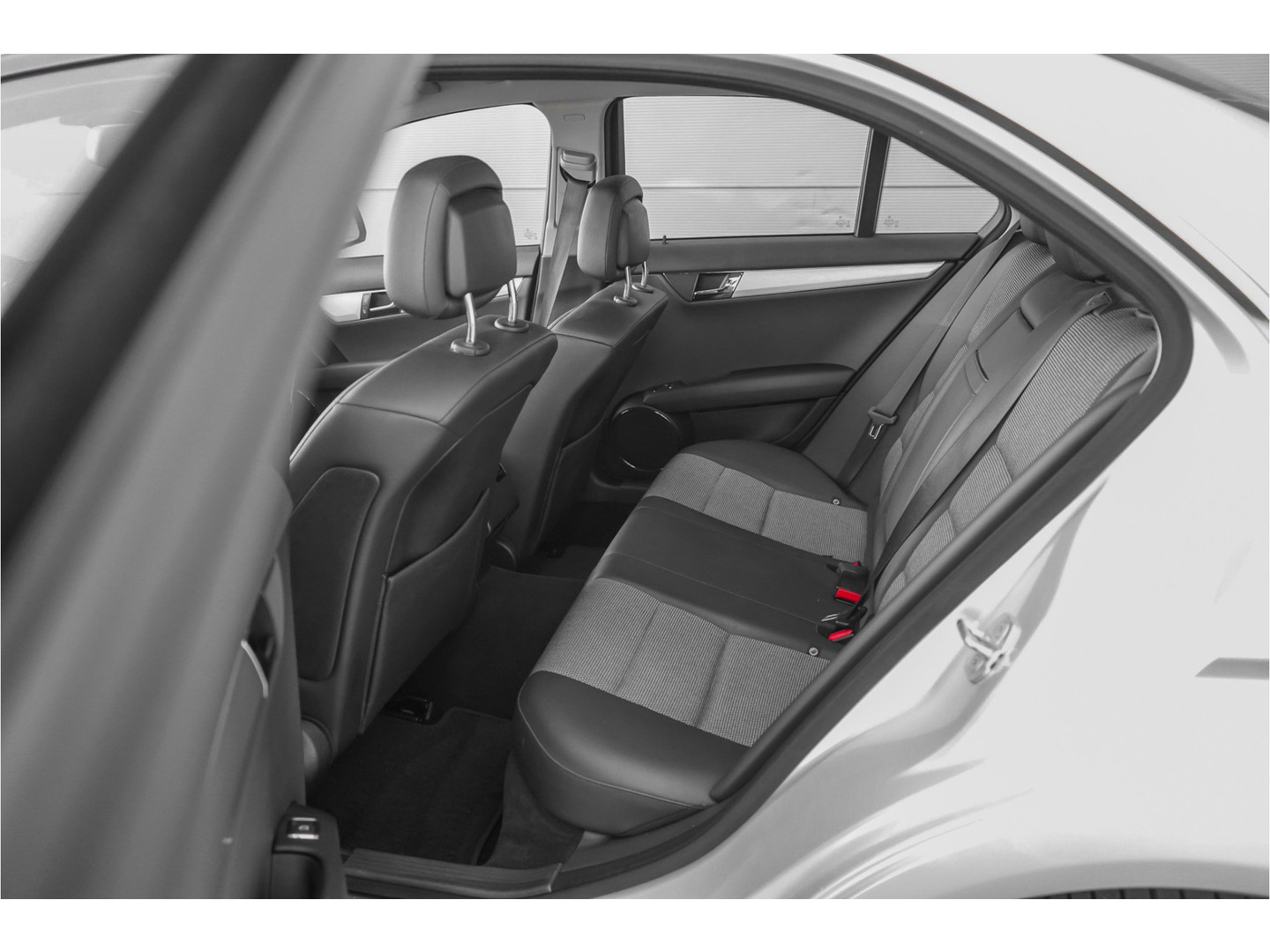 Mercedes-Benz Mercedes-Benz