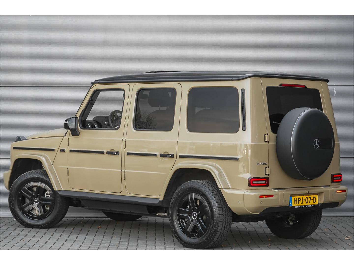 Mercedes-Benz Mercedes-Benz