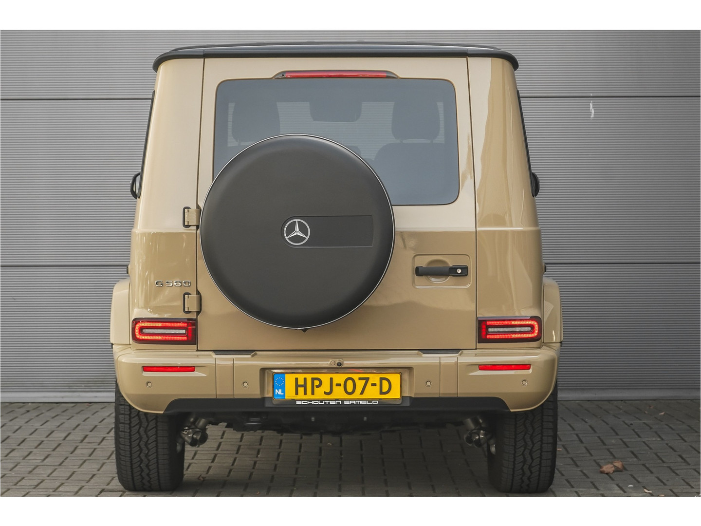 Mercedes-Benz Mercedes-Benz