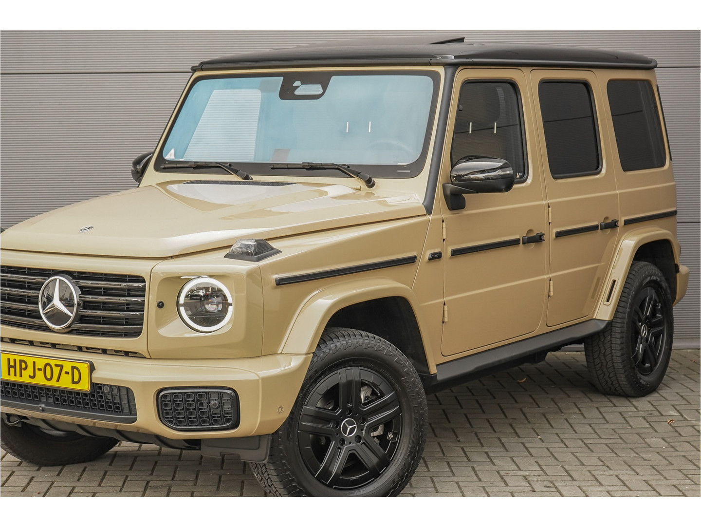 Mercedes-Benz Mercedes-Benz