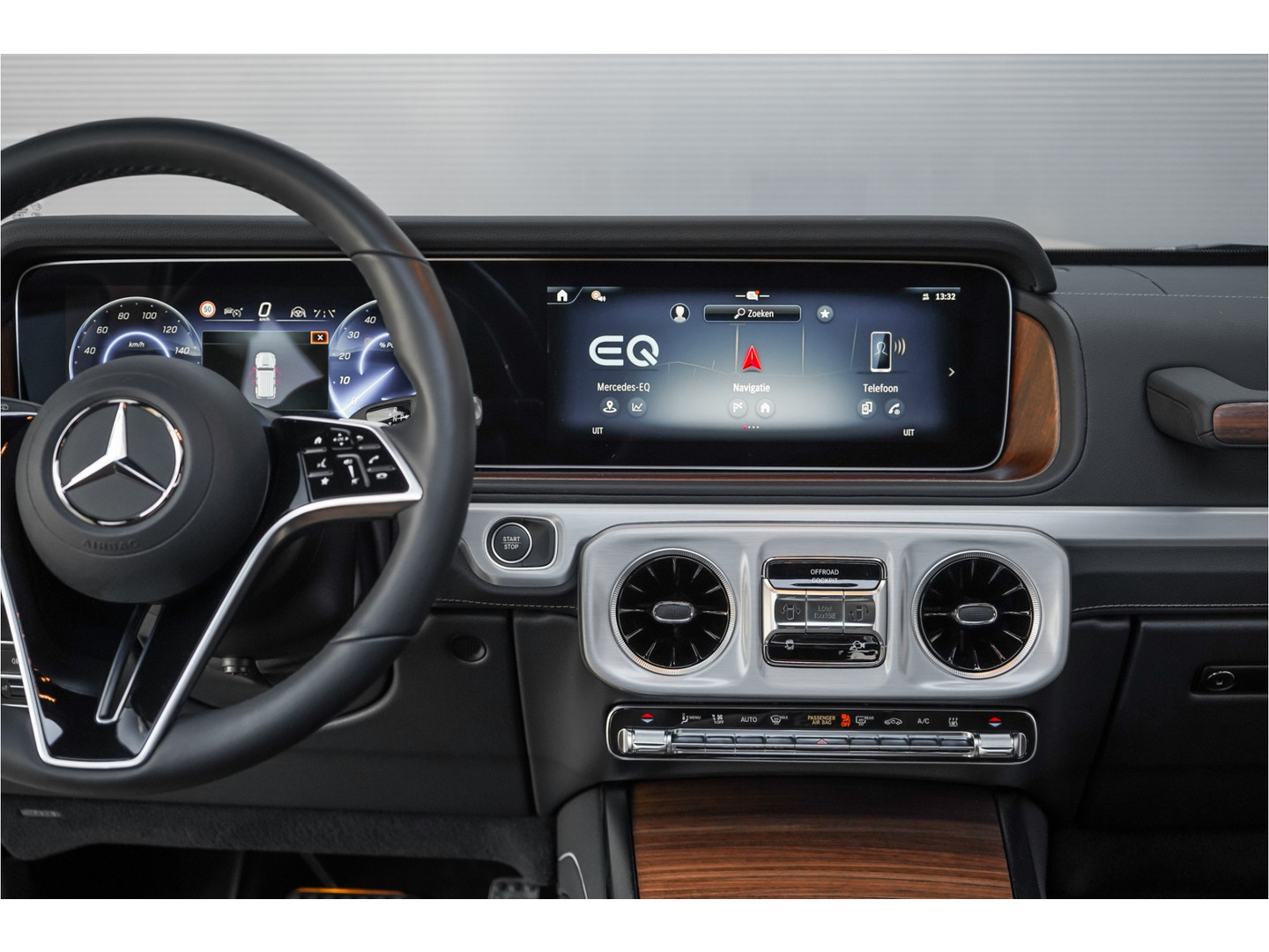 Mercedes-Benz Mercedes-Benz