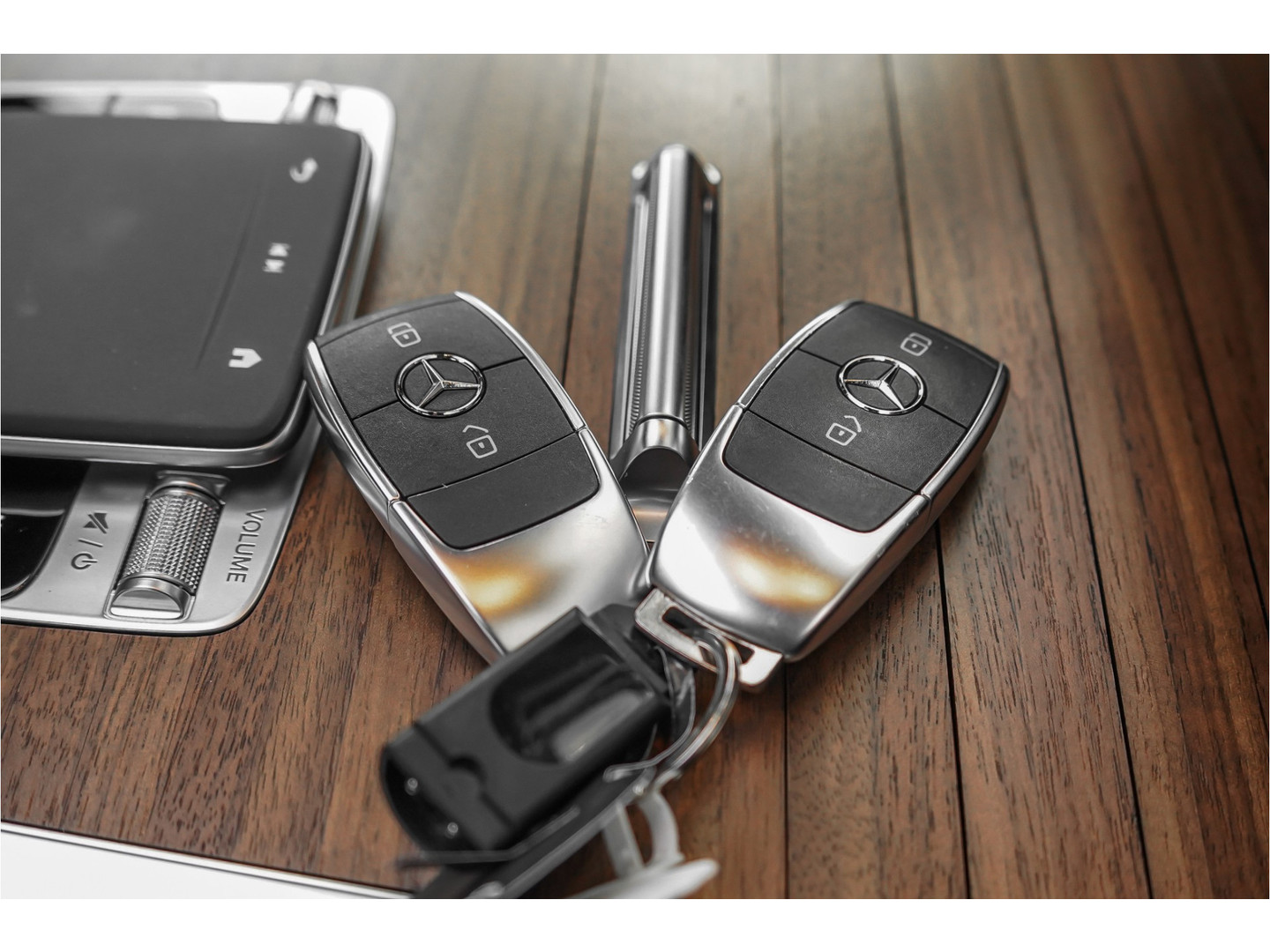 Mercedes-Benz Mercedes-Benz