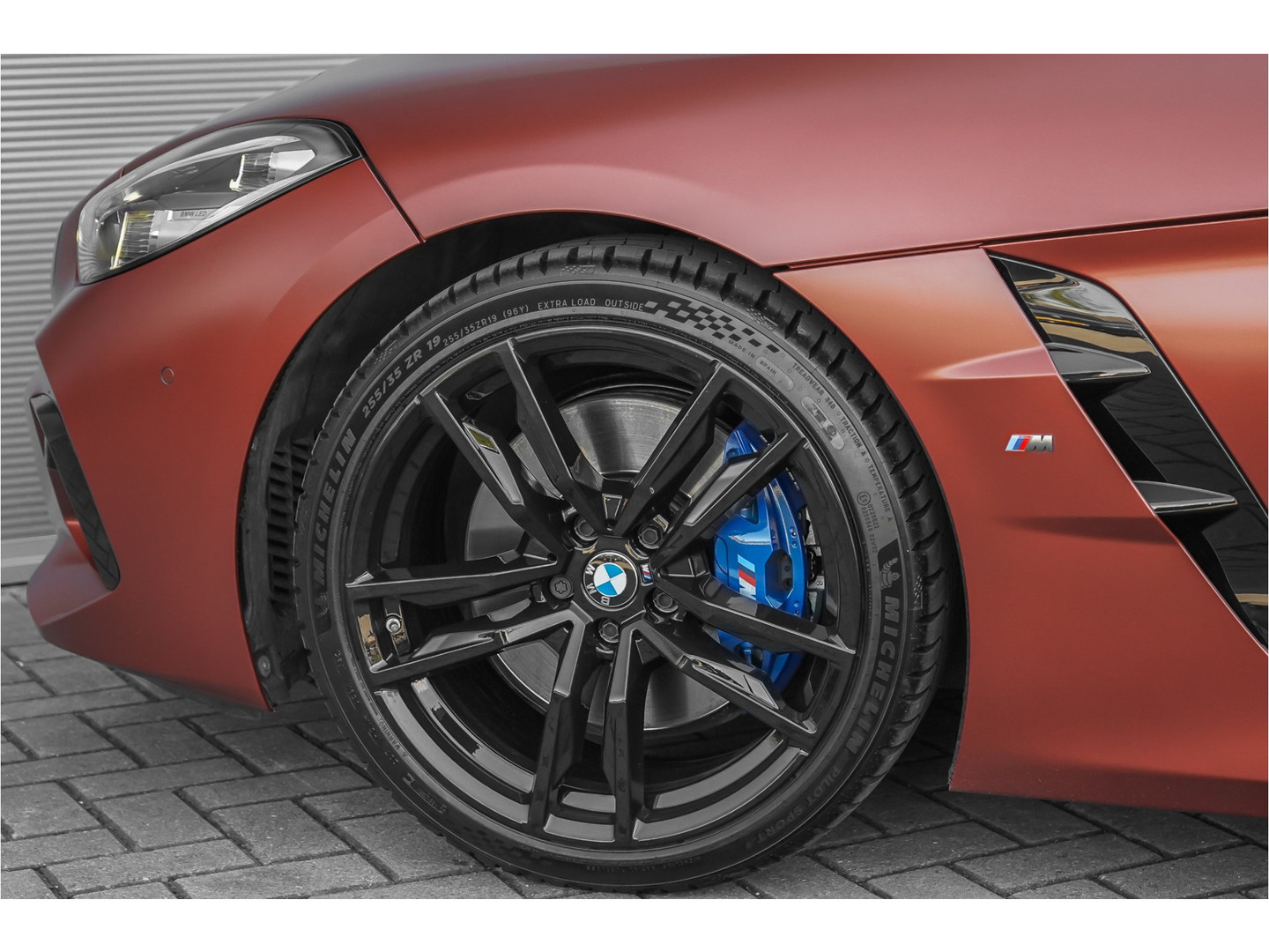 BMW