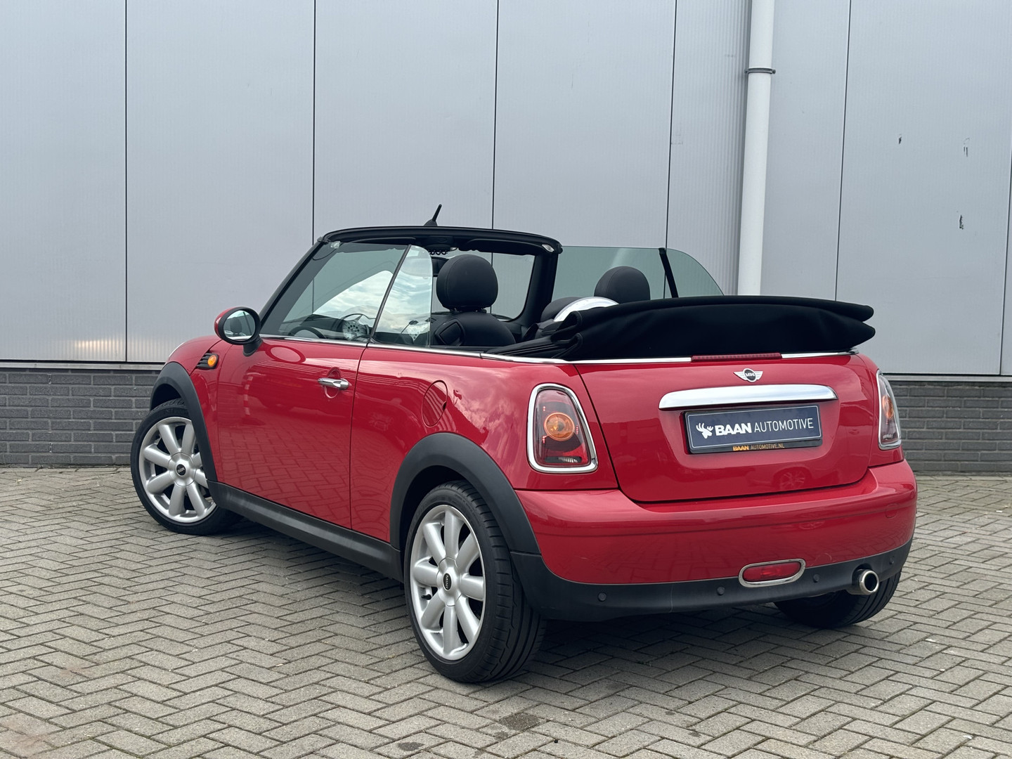 MINI