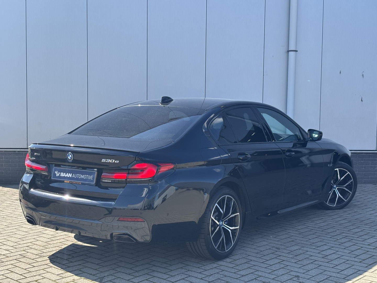 BMW BMW