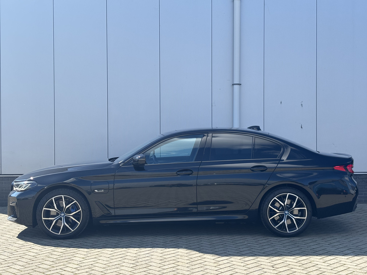 BMW BMW