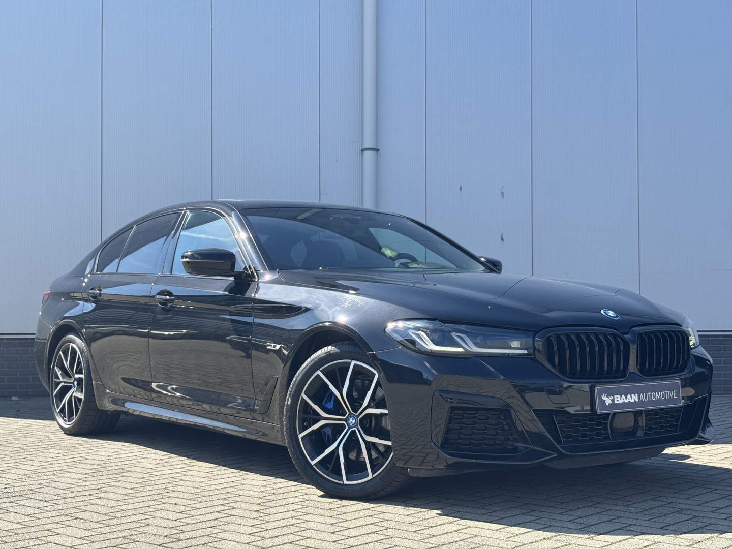 BMW BMW