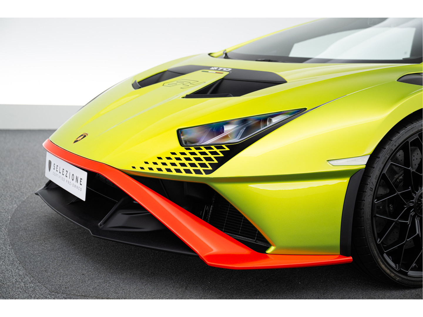 Lamborghini Lamborghini