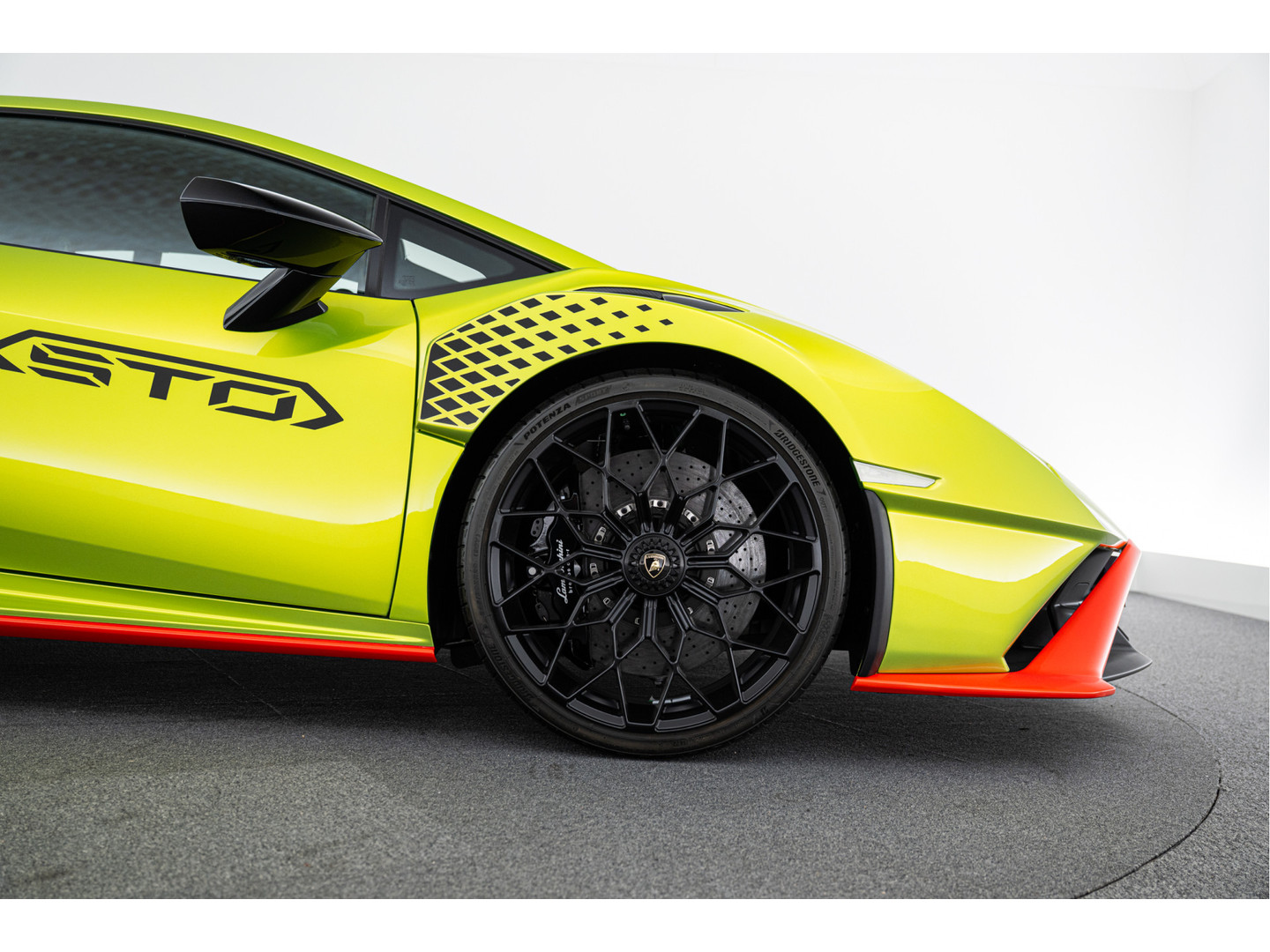 Lamborghini Lamborghini