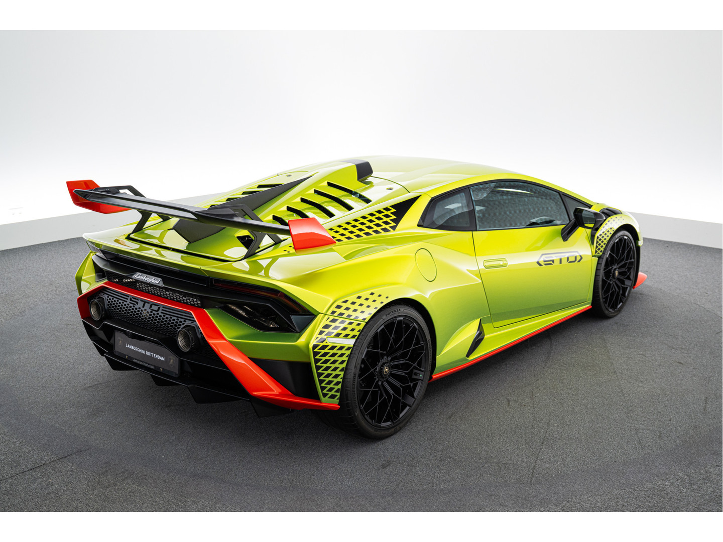 Lamborghini Lamborghini