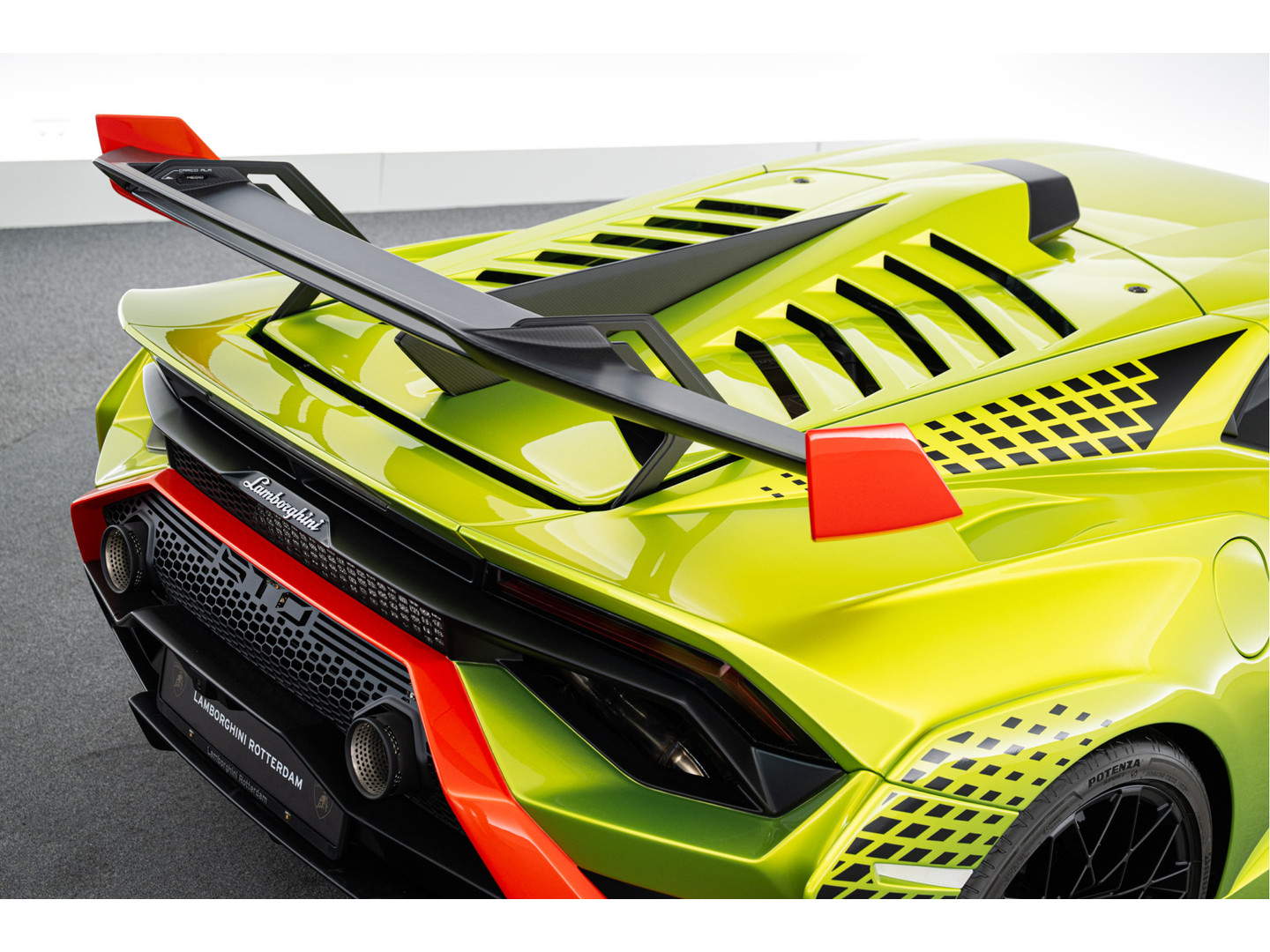 Lamborghini Lamborghini