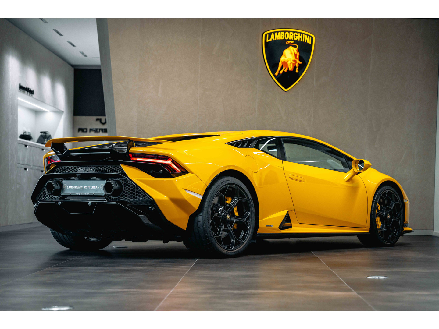 Lamborghini Lamborghini