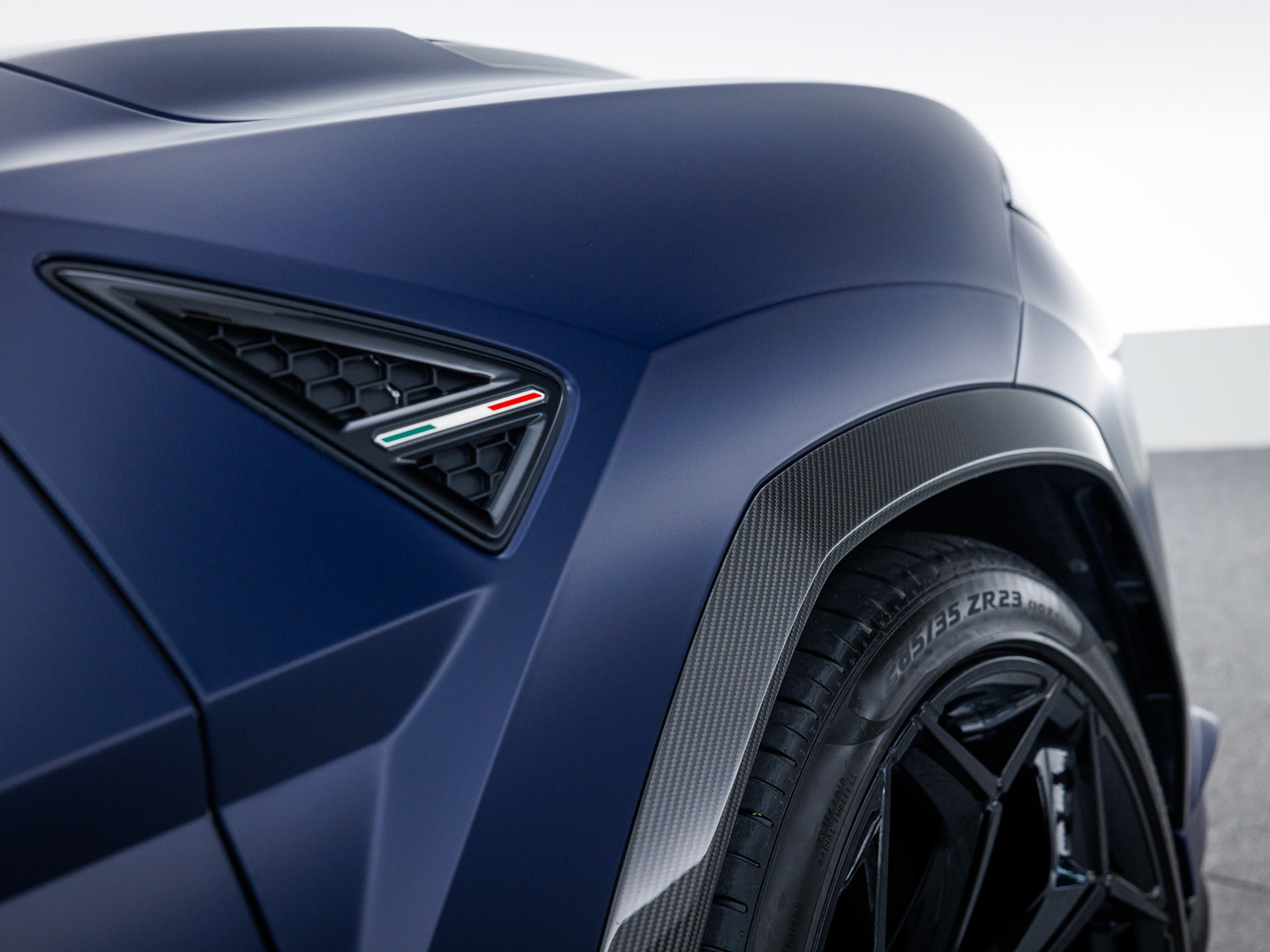 Lamborghini Lamborghini